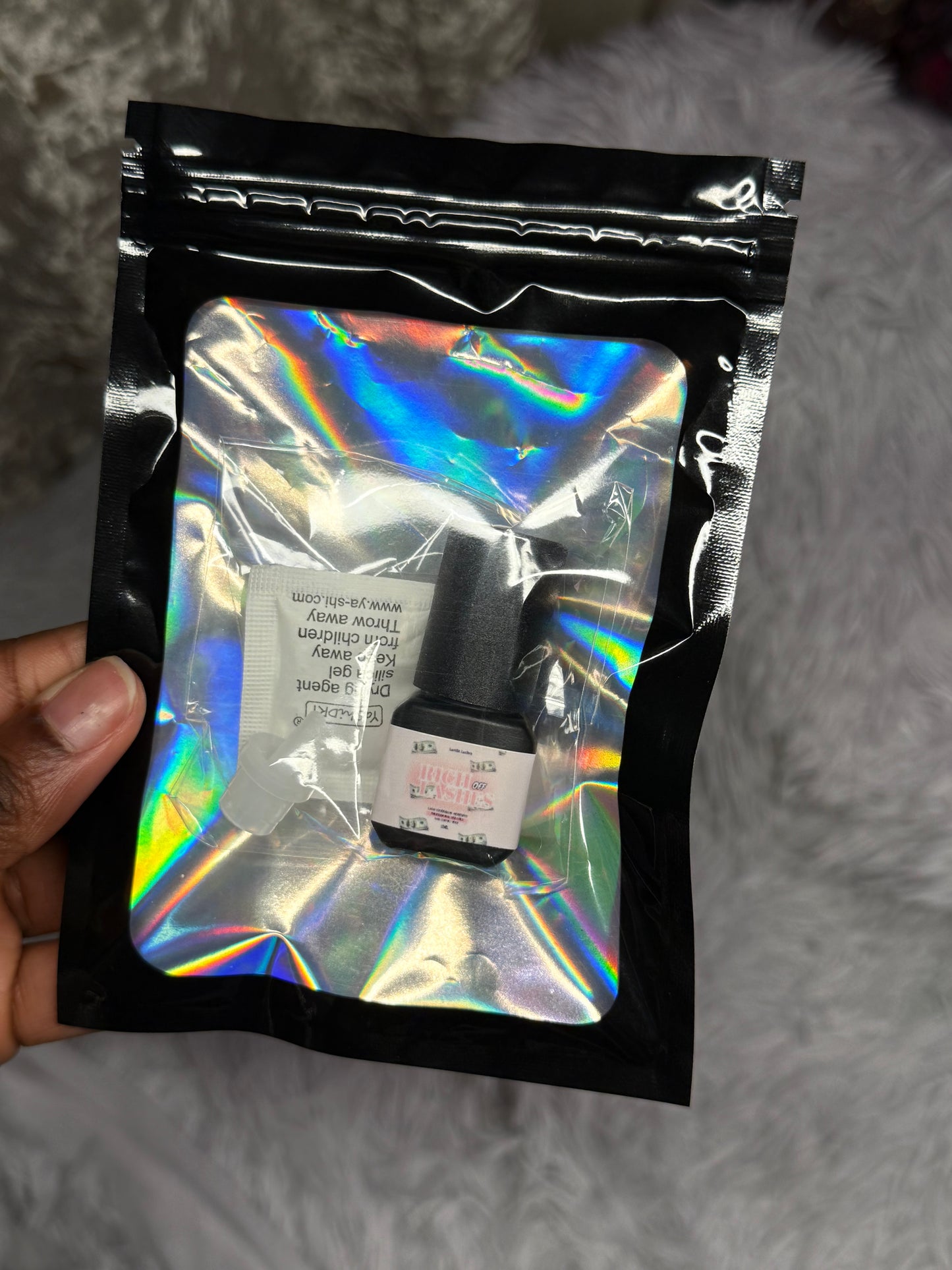 Rich Of Lashes Adhesive