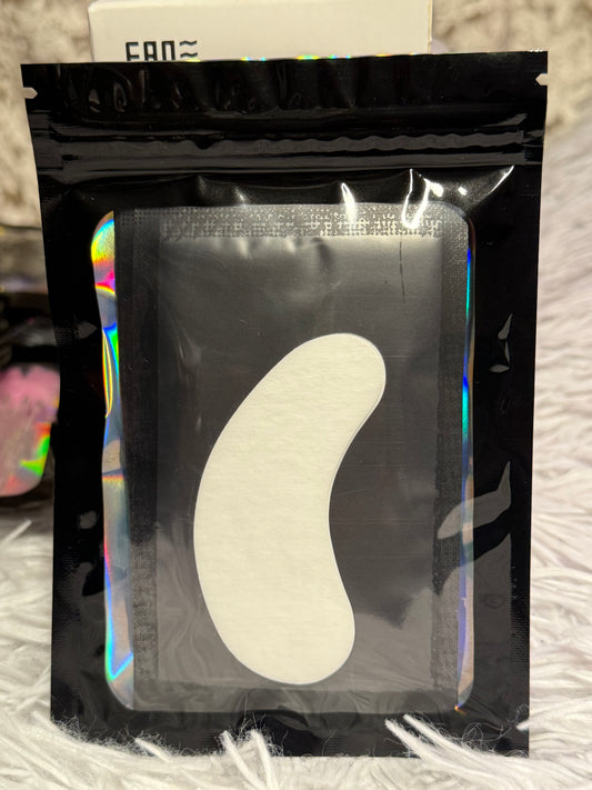 Black under eye pads